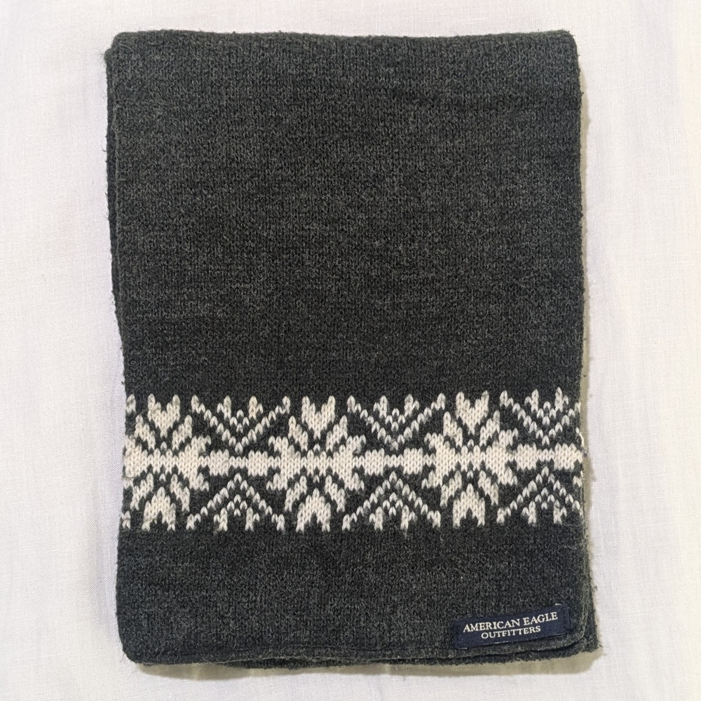 American Eagle Outfitters Charcoal Sweater Scarf with Snowflake Pattern